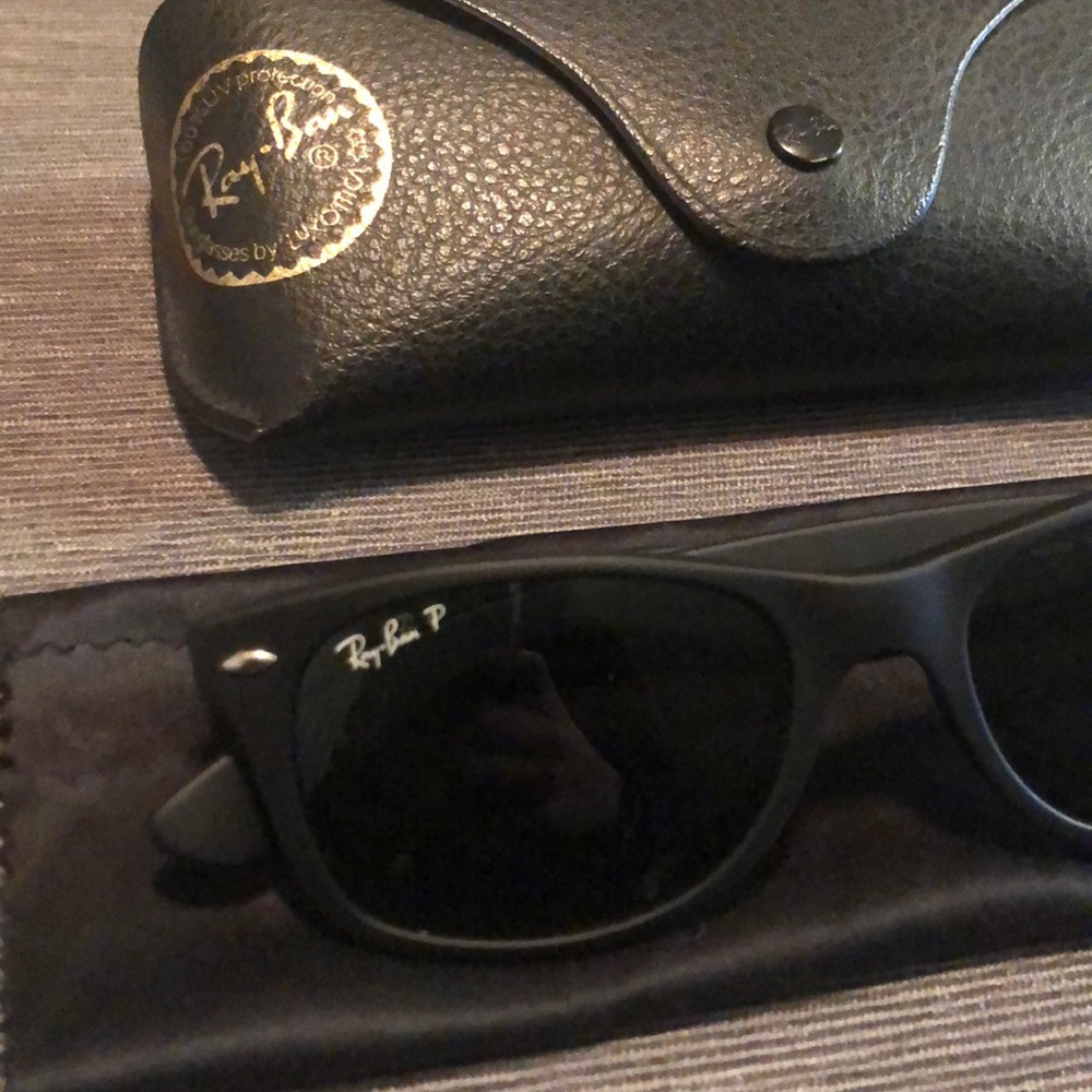 Ray-bans - Picture 3 of 3